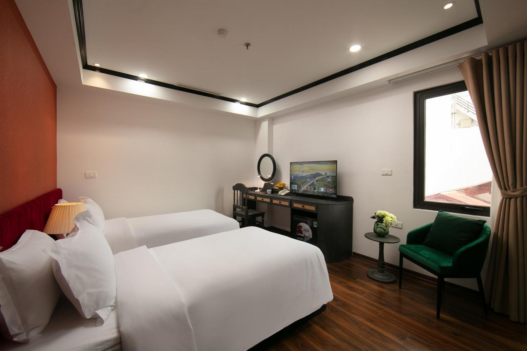 Hanoi Plaza Suite Hotel & Spa Extérieur photo