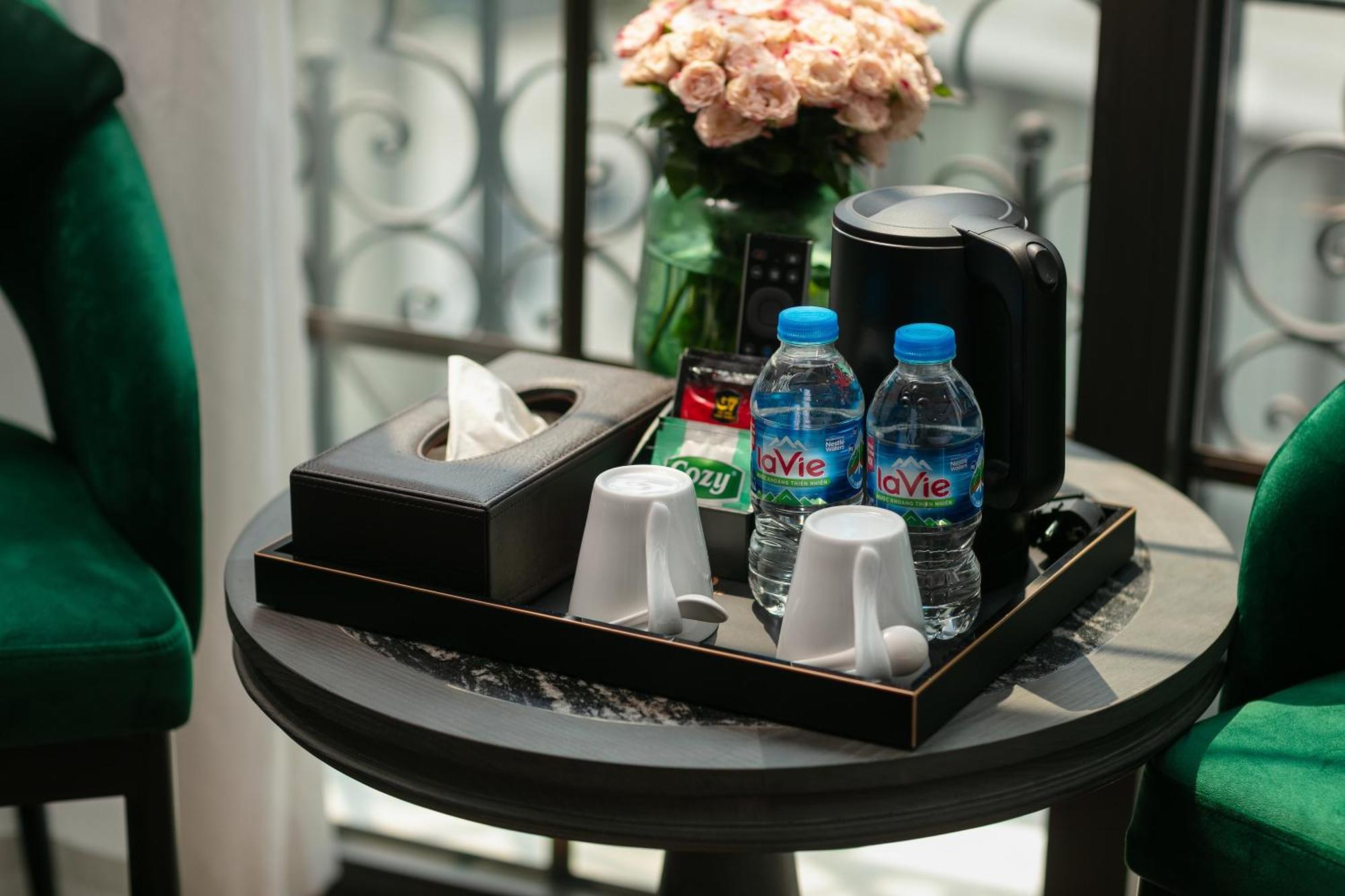 Hanoi Plaza Suite Hotel & Spa Extérieur photo