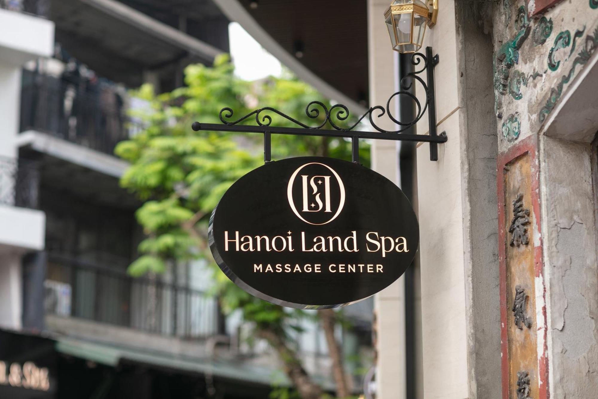 Hanoi Plaza Suite Hotel & Spa Extérieur photo